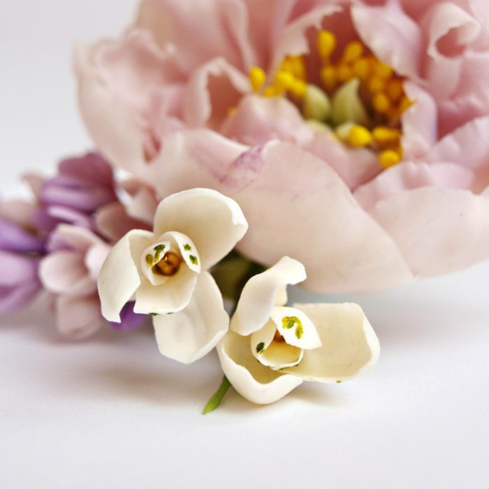 HAND-PAINTED ORIGAMI MAGNOLIA FLOWER HAIR CLIP main image 1